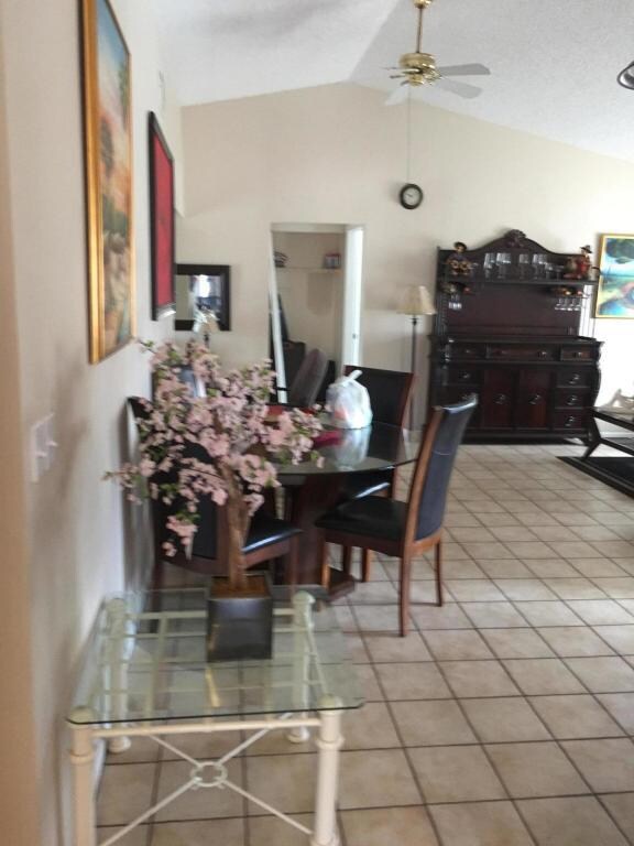 9271 Edgemont Ln, Boca Raton, FL 33434 - photo 5