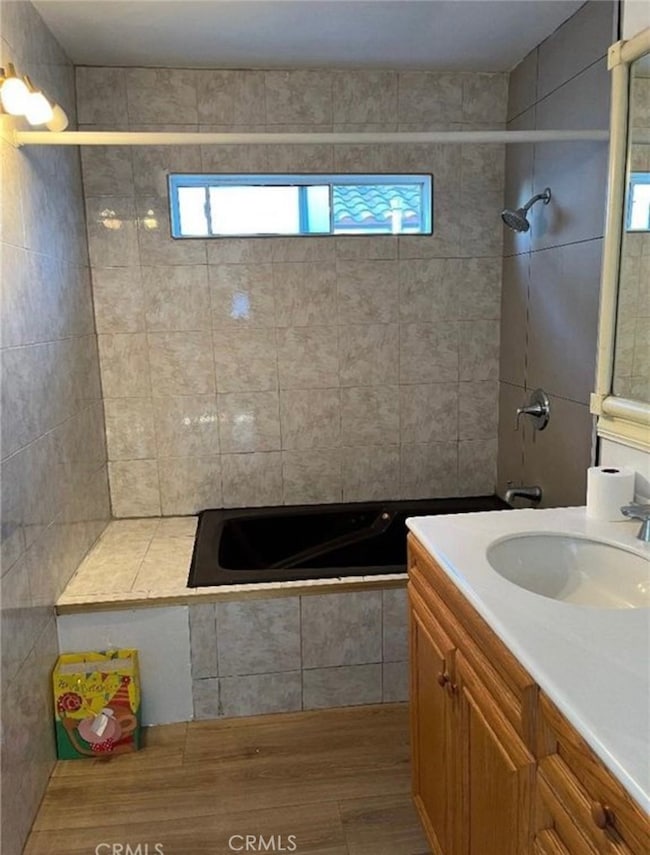 6670 Aura Ave, Reseda, CA 91335 - photo 4