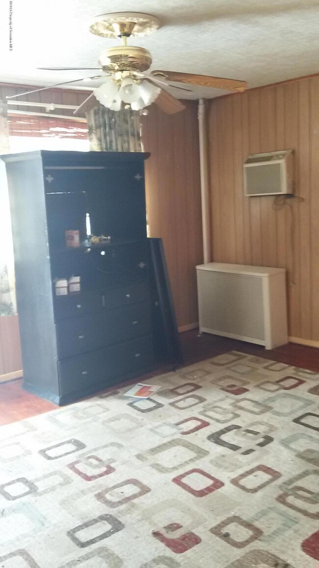 313 Gibbons St, Dunmore, PA 18512 - photo 5