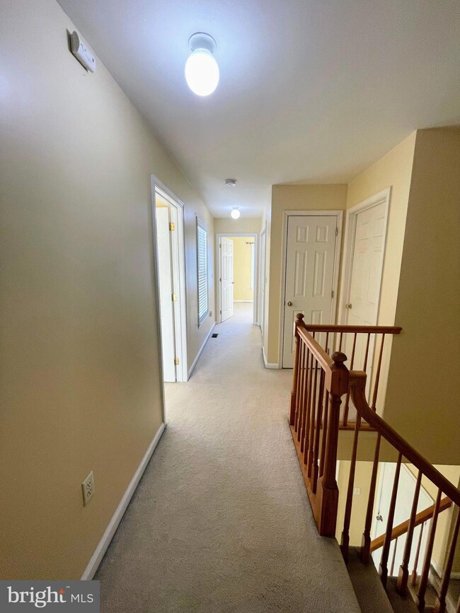 18 Frost Ln, East Windsor, NJ 08520 - photo 3