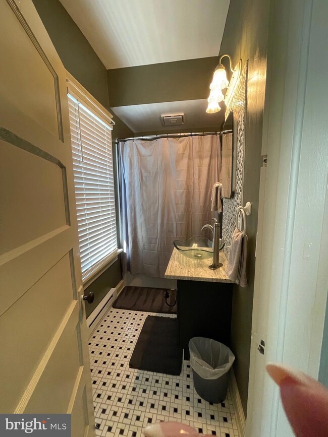 219 Boundary St, Colonial Beach, VA 22443 - photo 7