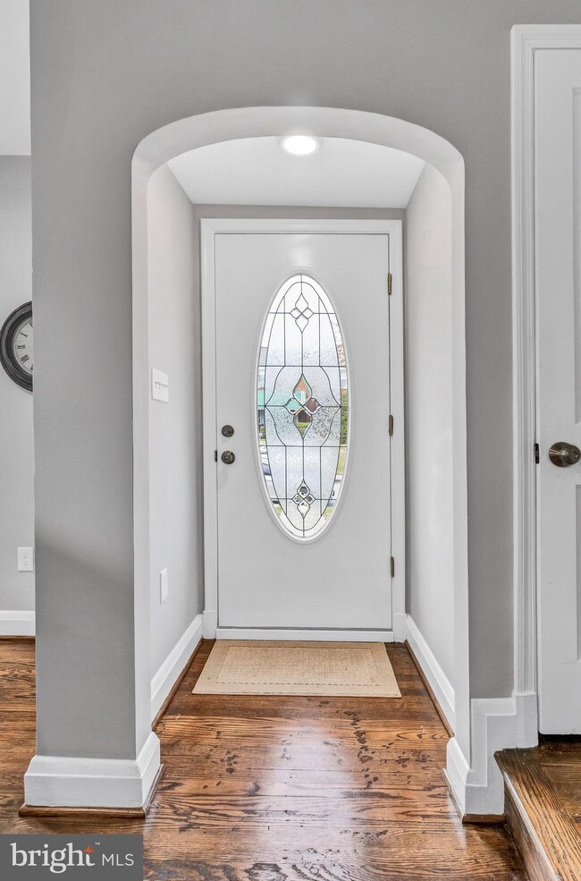 1537 Northgate Rd, Baltimore, MD 21218 - photo 2