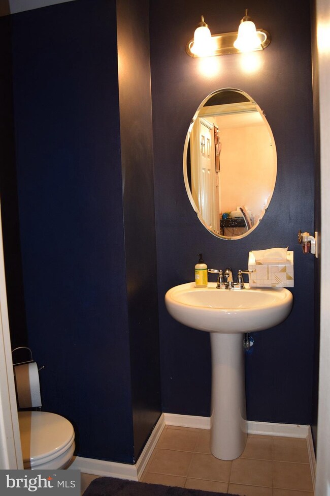 154 S Savanna Dr, Pottstown, PA 19465 - photo 7