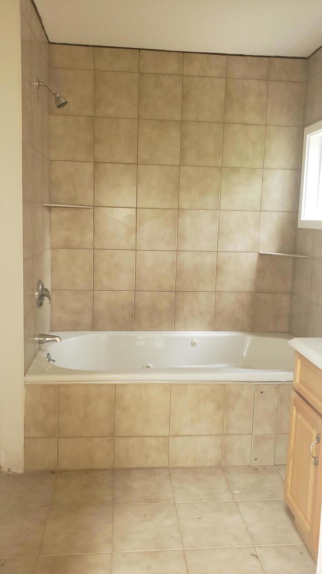 43 Quaker Run Rd, Mashpee, MA 02649 - photo 5