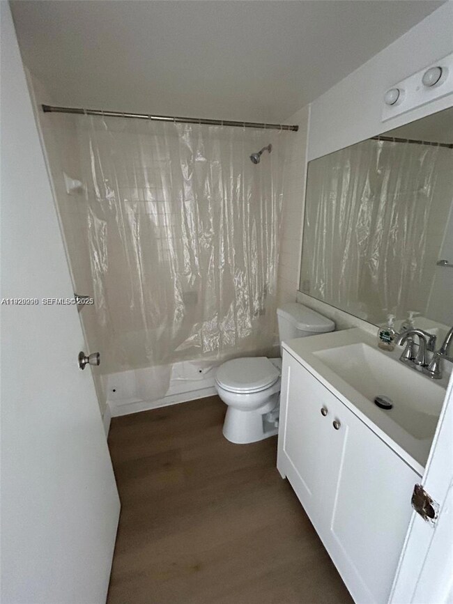 Isola Brickell Key unit 2109, Miami, FL 33131 - photo 6