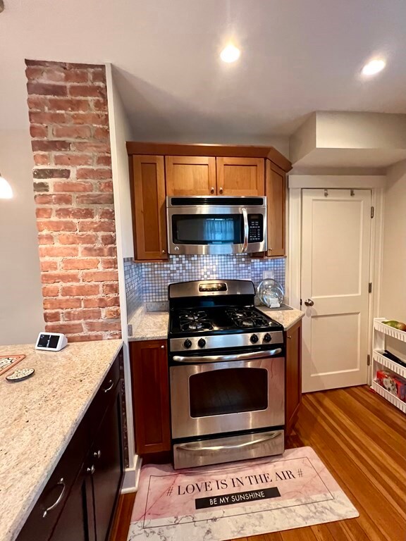 44 Sutherland Rd, Arlington, MA 02476 - photo 6