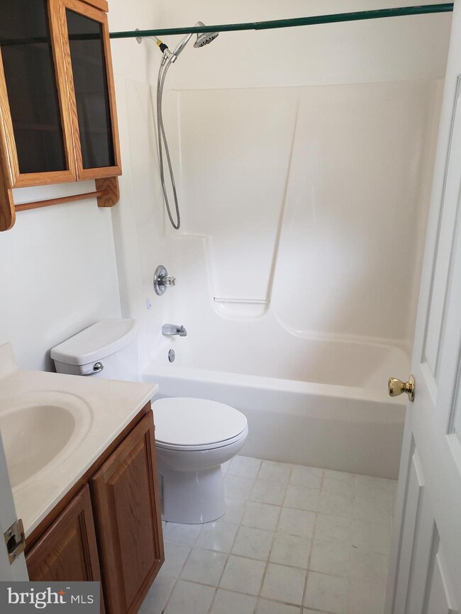 35686 Golf Course Dr, Mechanicsville, MD 20659 - photo 5