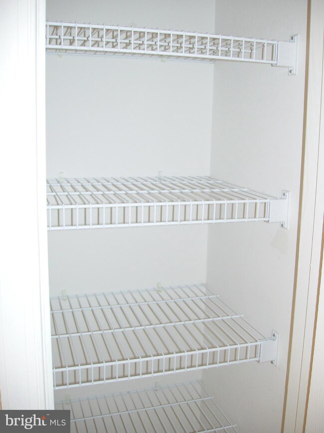 11404F Gate Hill Place unit 86, Reston, VA 20194 - photo 6