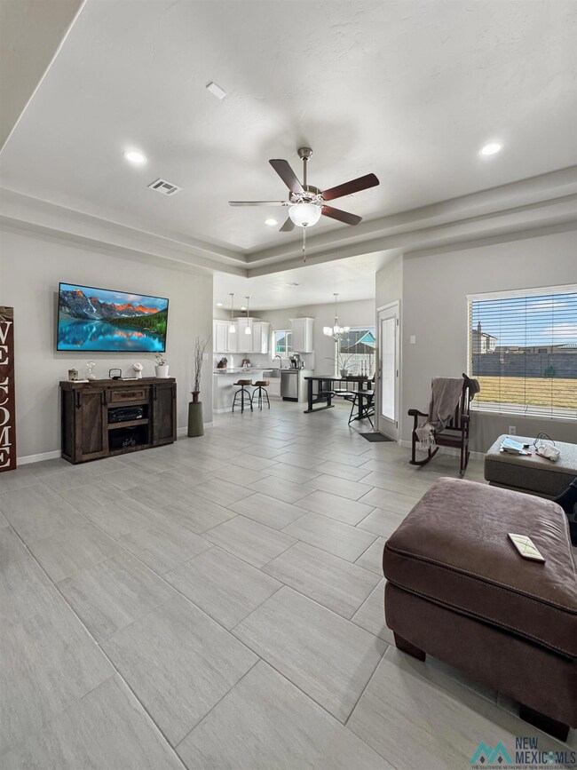 1021 Malibu Way, Carlsbad, NM 88220 - photo 3