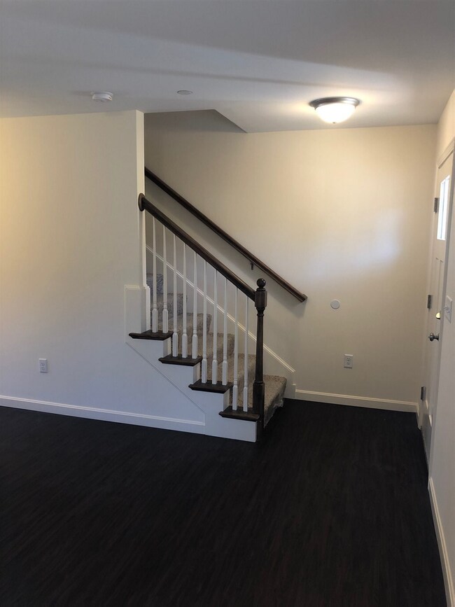 1r Grape St unit D, New Market, NH 03857 - photo 7