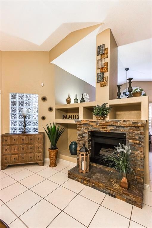 14129 Lago Seco Dr, Horizon City, TX 79928 - photo 7