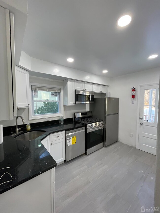 38 Main Blvd, Ewing, NJ 08618 - photo 7