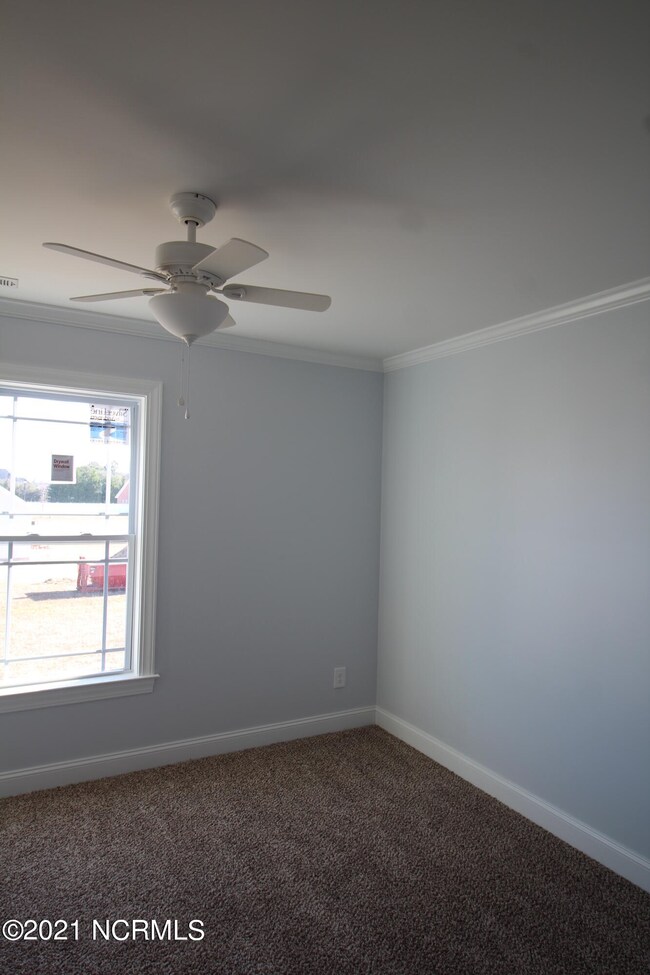 901 Dearborn Ct, Winterville, NC 28590 - photo 6