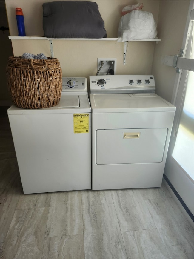 1419 Church St unit B, Galveston, TX 77550 - photo 7