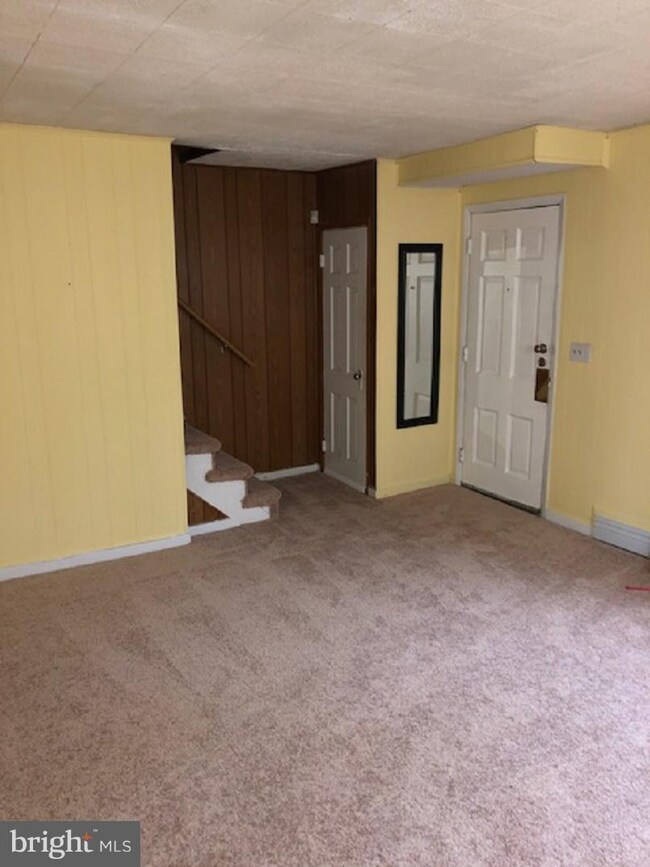 2701 Ellicott Dr, Baltimore, MD 21216 - photo 6