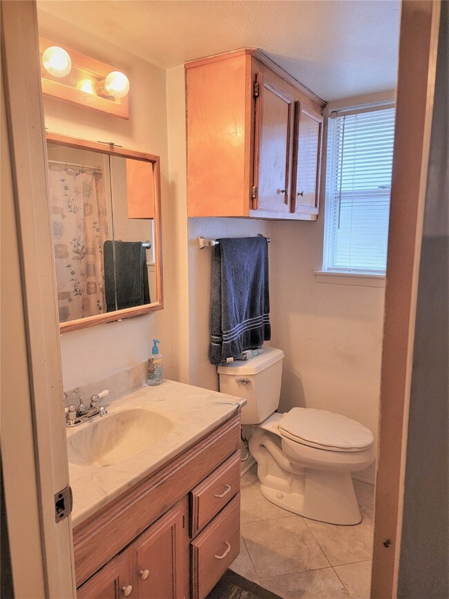 1211 Dellbrook Dr, Houston, TX 77038 - photo 7