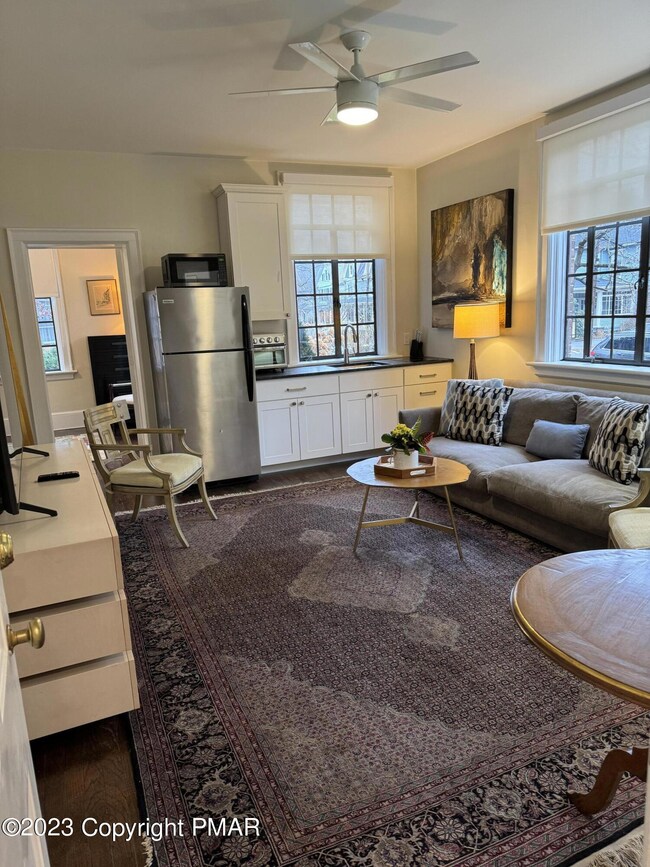 540 Sarah St unit 1A, Stroudsburg, PA 18360 - photo 6