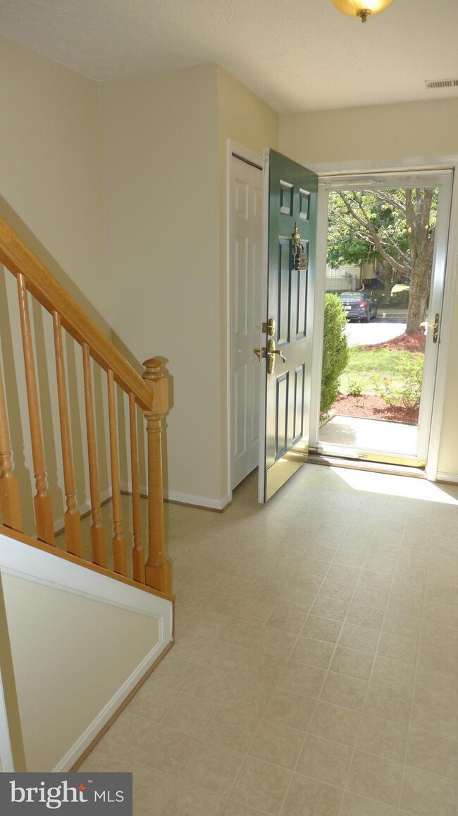 9210 Brewington Ln, Laurel, MD 20723 - photo 3