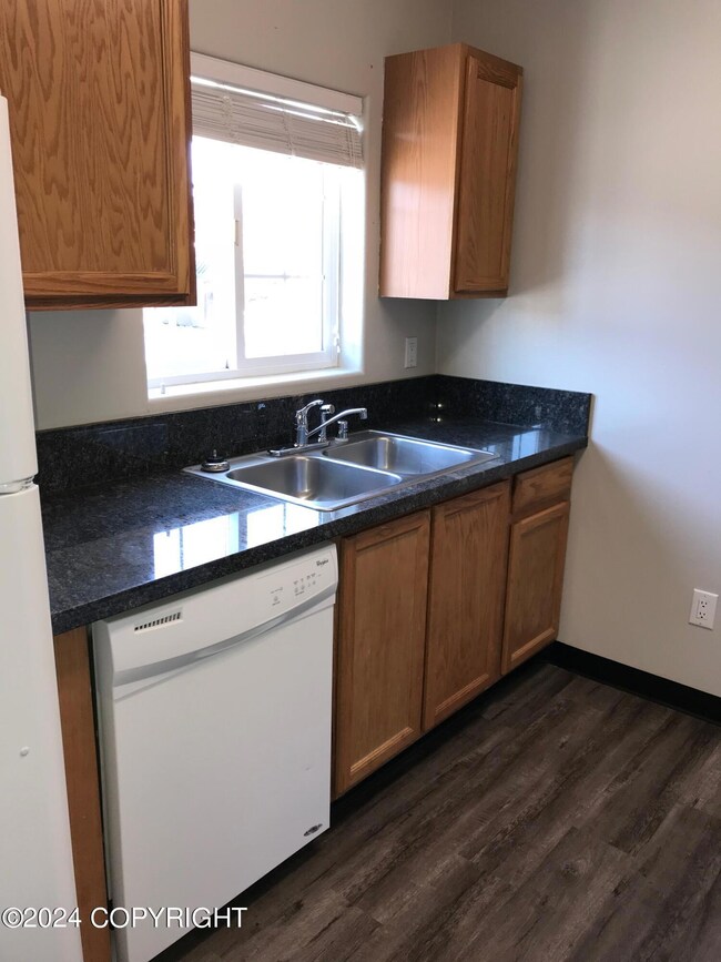 2651 E Quiet Cir unit B1, Wasilla, AK 99654 - photo 7