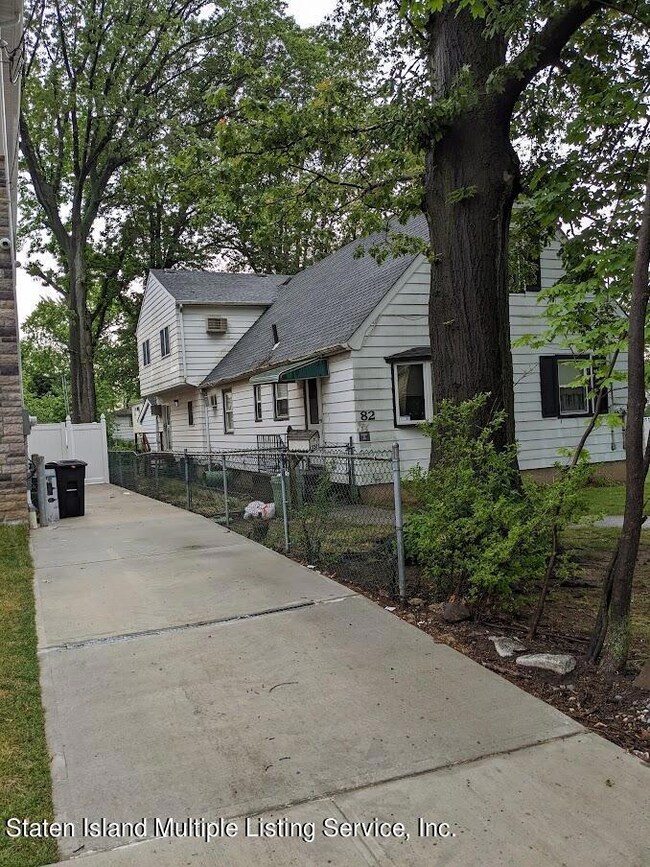 82 Wheeler Ave, Staten Island, NY 10314 - photo 6