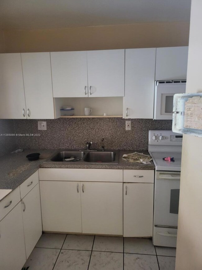 6070 W 18th Ave unit 107, Hialeah, FL 33012 - photo 6