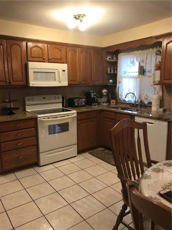 5 Rotary Dr, Johnston, RI 02919 - photo 6