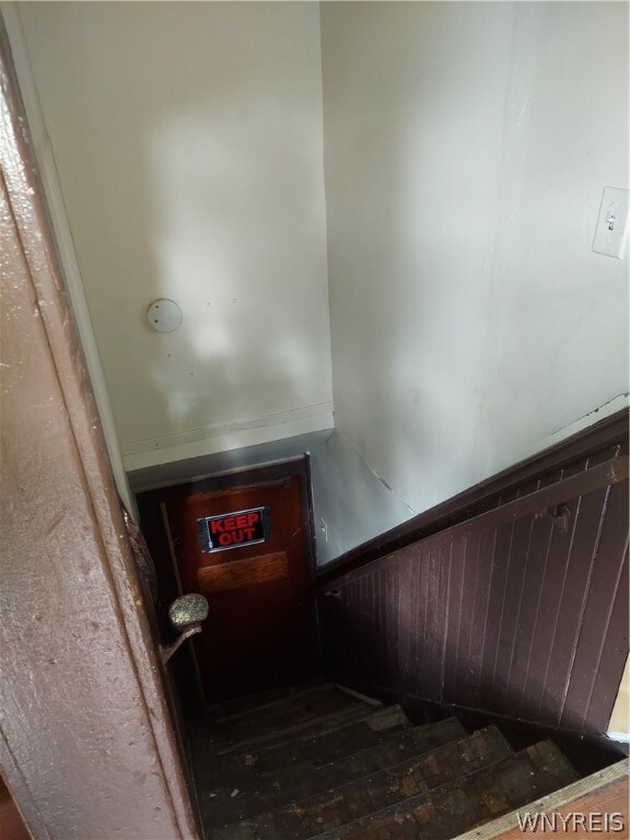 551 19th St, Niagara Falls, NY 14301 - photo 4