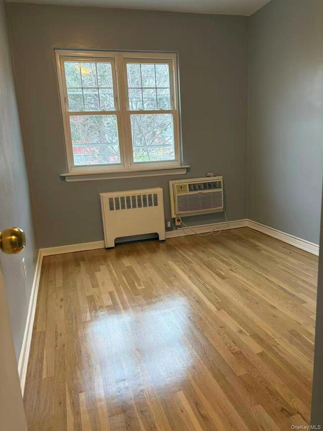 207-09 35th Ave, Bayside, NY 11361 - photo 5