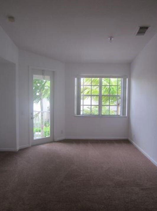 3002 Laurel Ridge Cir unit 3002, Riviera Beach, FL 33404 - photo 5