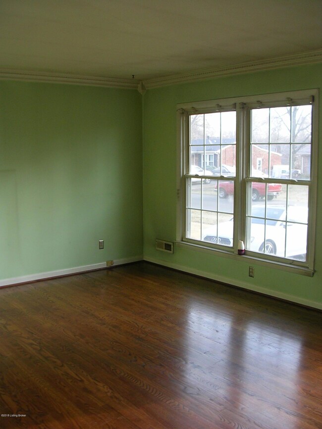 5514 Idlewood Ln, Louisville, KY 40291 - photo 2