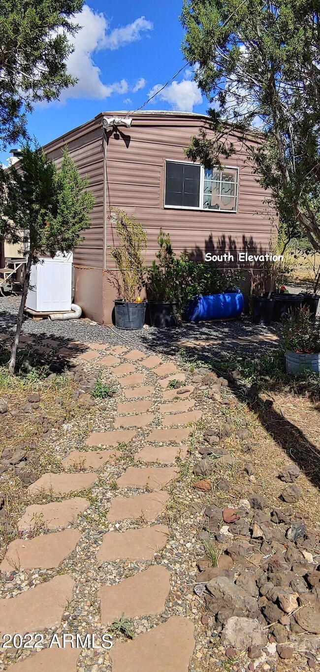 1536 N Yavapai Blvd, Ash Fork, AZ 86320 - photo 6