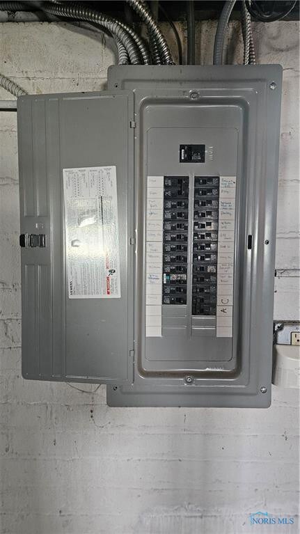 4024 Commonwealth Ave, Toledo, OH 43612 - photo 3