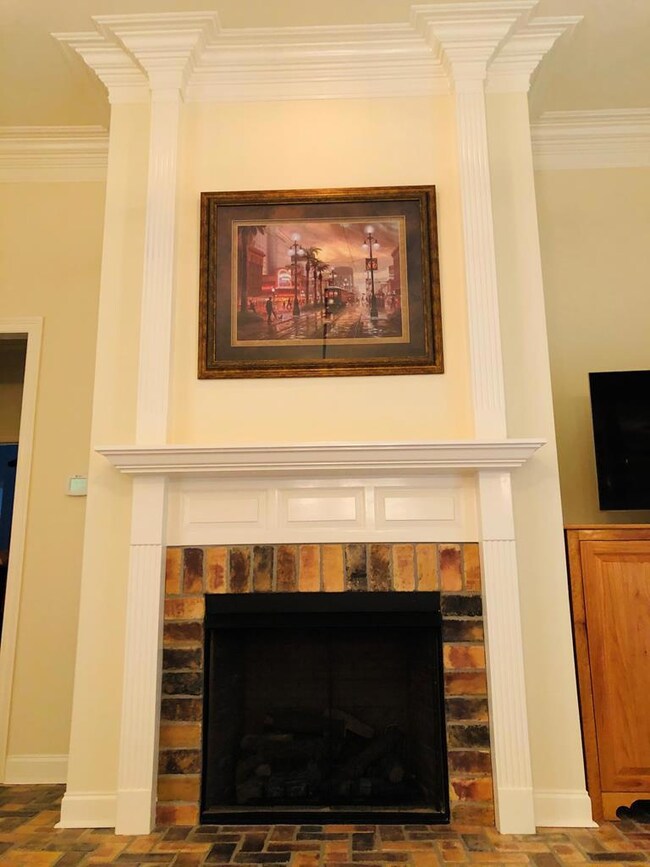 Gas logs fire place