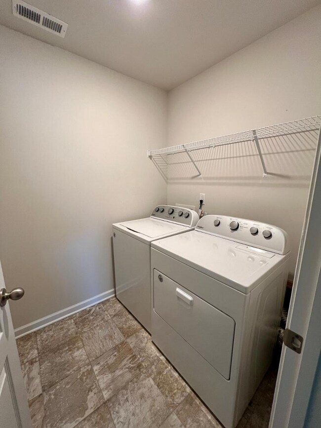 1149 Chestnut Bluff Run, Apex, NC 27502 - photo 6