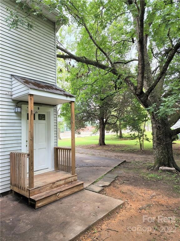 147 N Main Gq St unit B, Salisbury, NC 28146 - photo 2