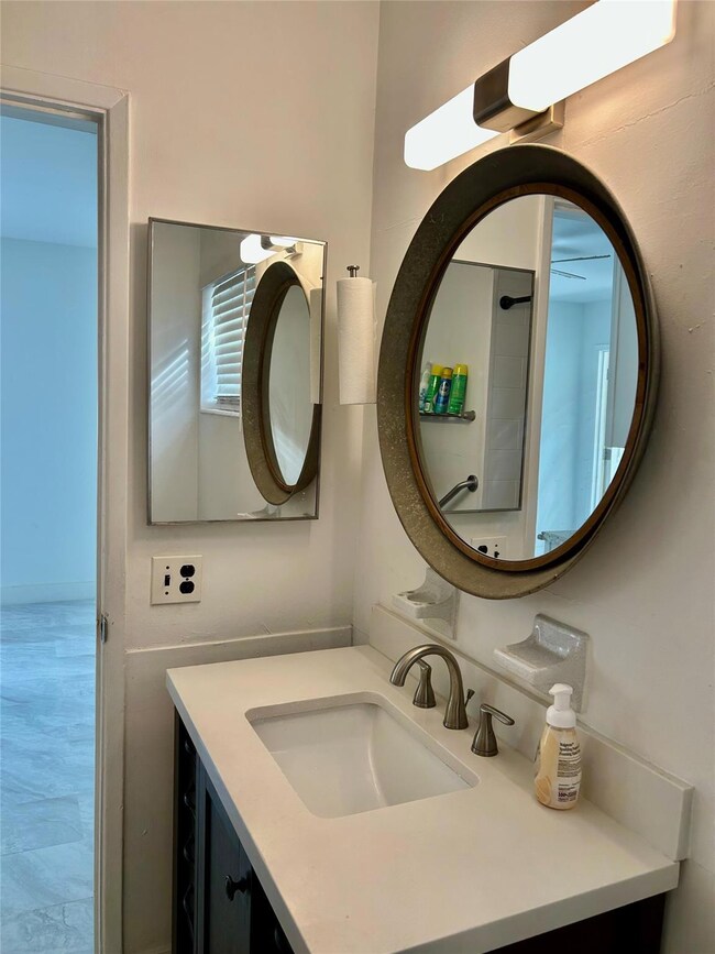 1301 SE 22nd Ave unit 4, Pompano Beach, FL 33062 - photo 7