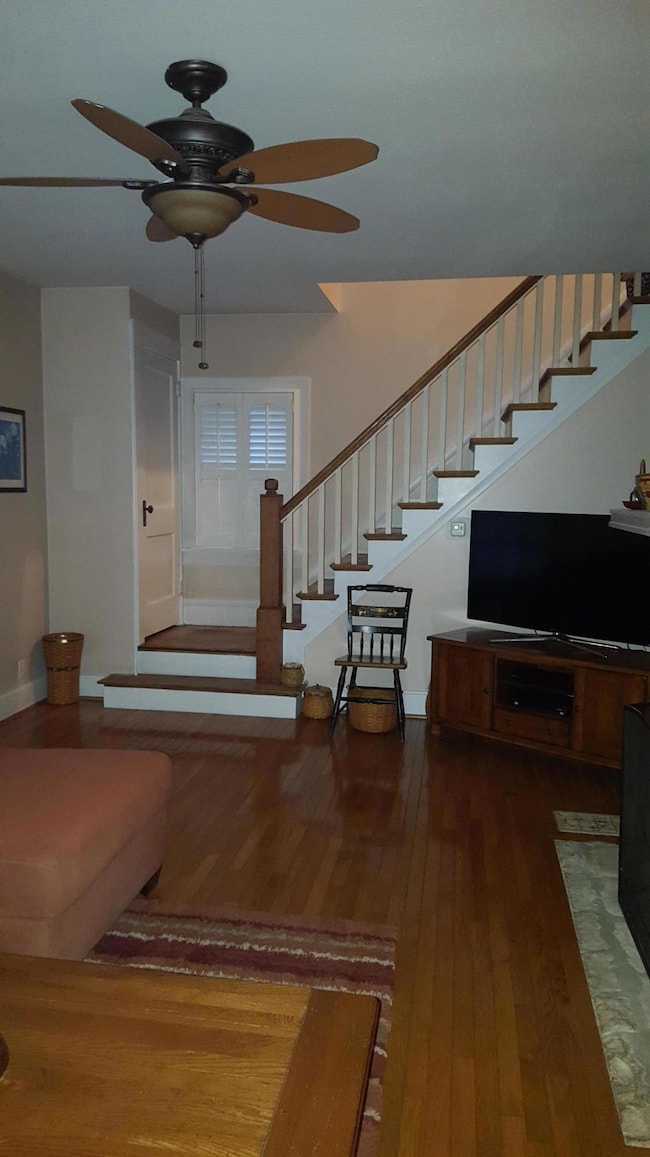 811 E Chestnut St, Lancaster, OH 43130 - photo 4