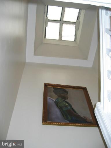 1604 New Jersey Ave NW, Washington, DC 20001 - photo 2