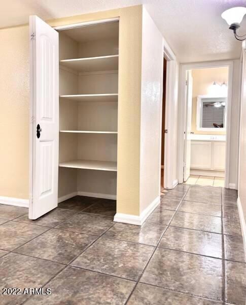 1014-e-ingram-st-mesa-3bd-2-bath-enclose