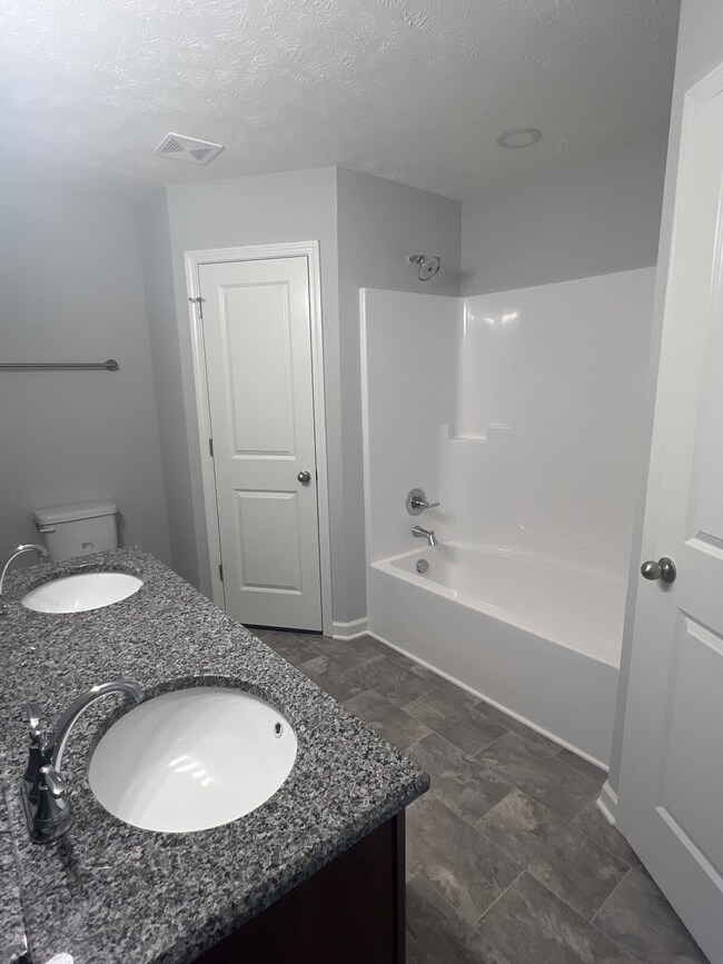 47 Timber Cir, Manchester, TN 37355 - photo 7