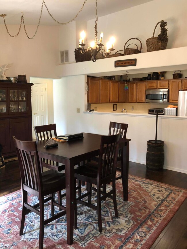 Great room with vaulted ceilings