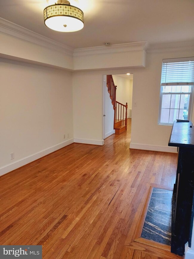 235 S Ann St, Baltimore, MD 21231 - photo 5