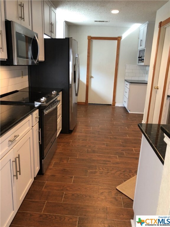 509 Margaret Lee St, Copperas Cove, TX 76522 - photo 5