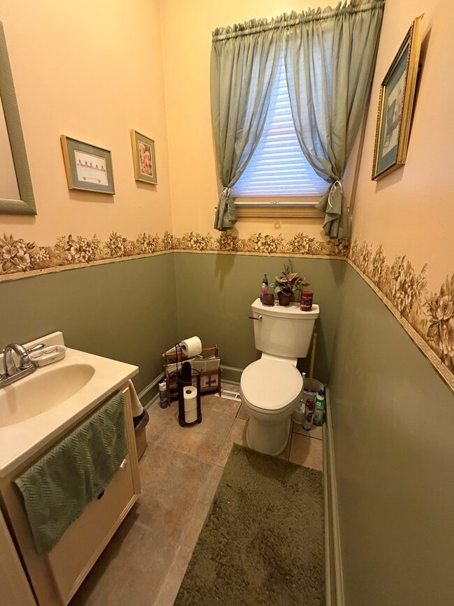 508 Maple Ave, New Martinsville, WV 26155 - photo 7