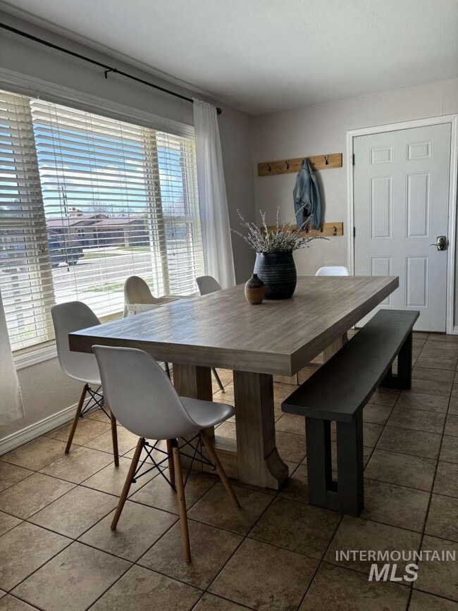 530 Cedar Dr, Burley, ID 83318 - photo 6