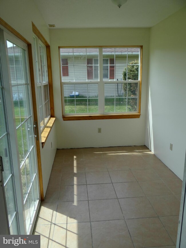 14653 Sherwood Dr, Greencastle, PA 17225 - photo 7