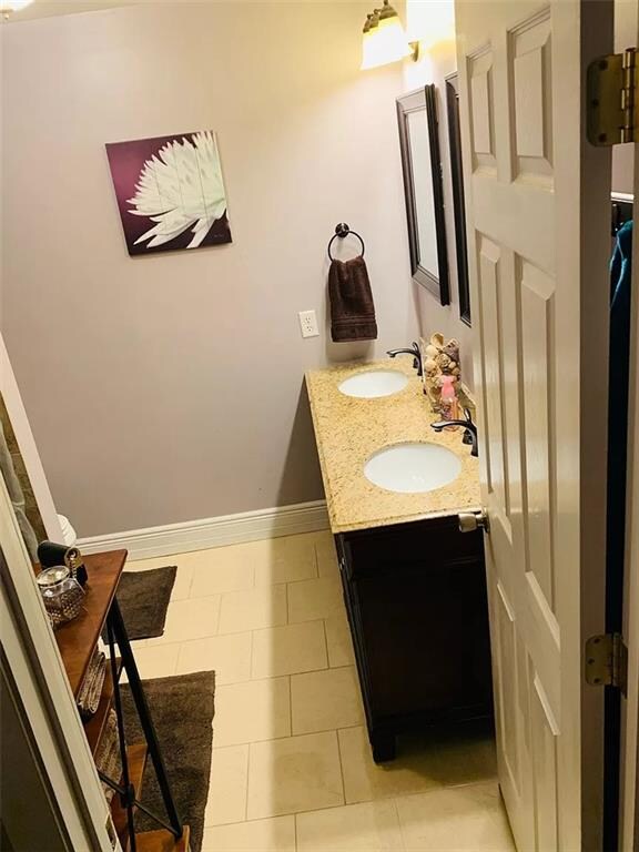 515 S 3rd Ave W, Newton, IA 50208 - photo 6