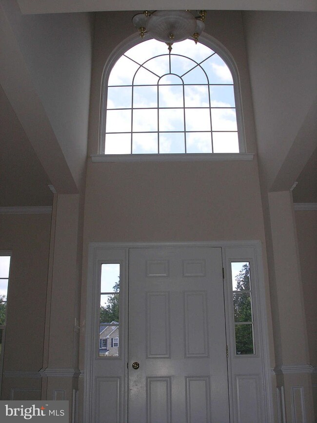 3104 Stephanies Ln, Huntingtown, MD 20639 - photo 2