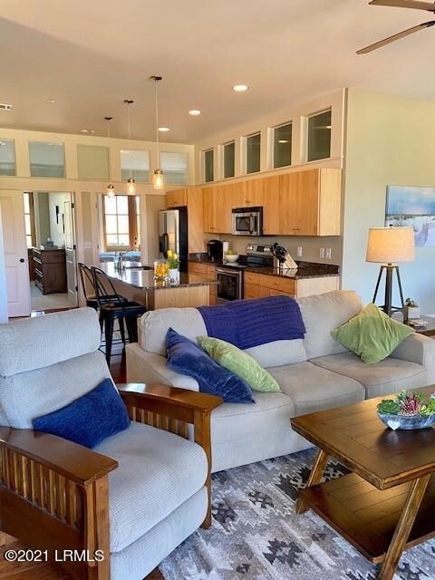 Living-kitchen