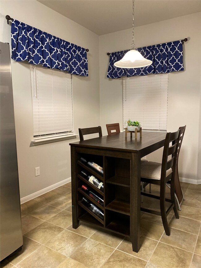 11150 Sun River Falls Dr, Humble, TX 77396 - photo 6